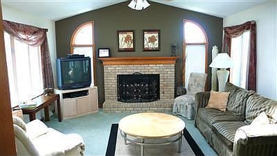 4th image of 403 Hampton Dr
