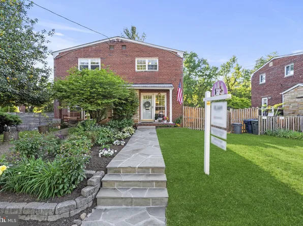 28 E Taylor Run Pkwy, Alexandria, VA 22314