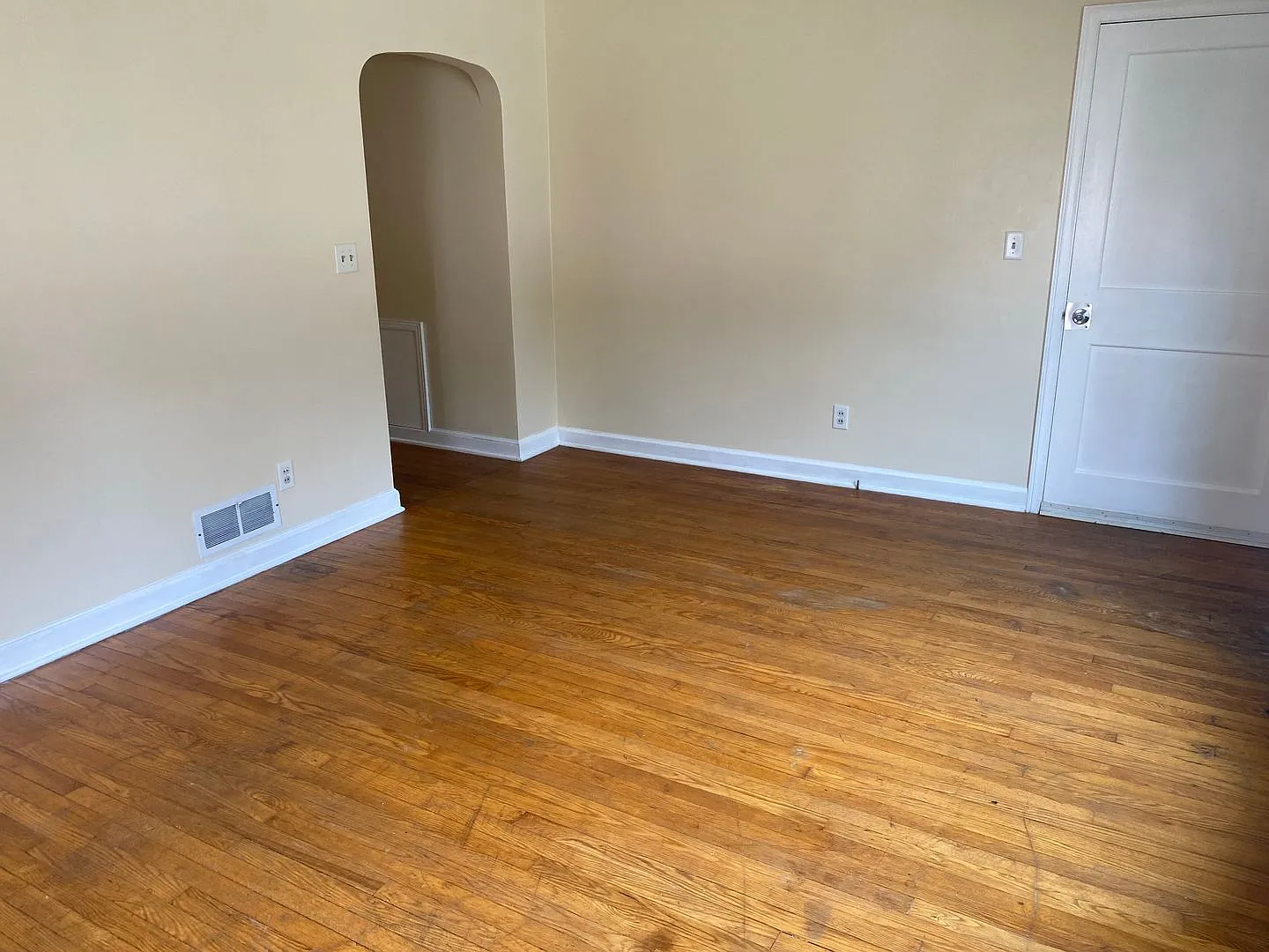 2405 N 6th Street — Photo 4
