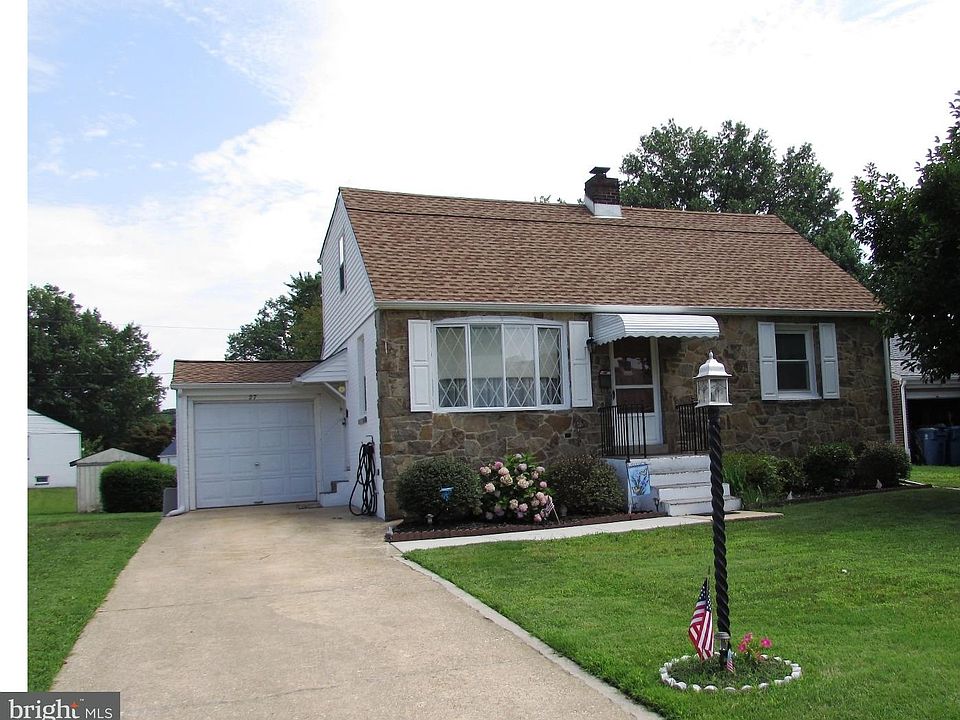 1st image of 27 Mount Vernon Dr