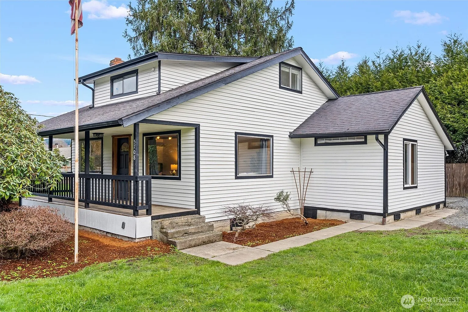 5708 Carnation Duvall Road NE photo 1
