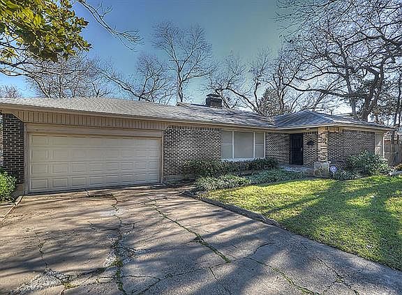 3rd image of 2324 E Kiest Blvd