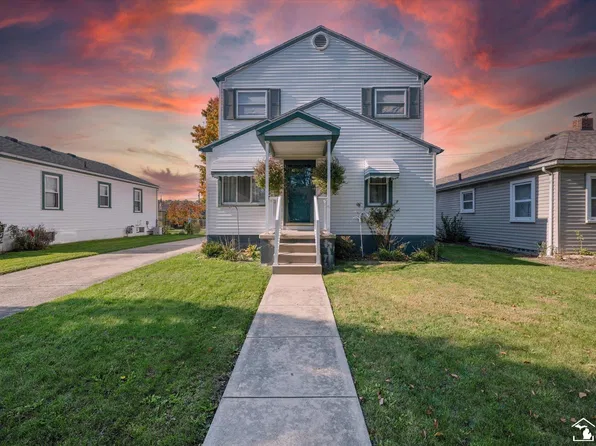 1203 Bentley Dr, Monroe, MI 48162