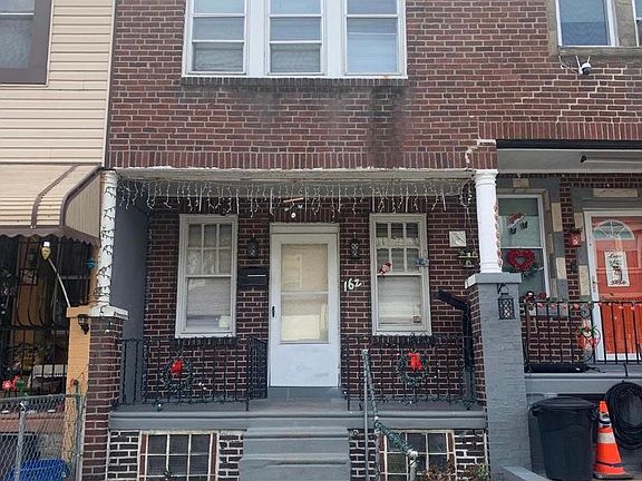 3rd image of 162 W Thelma St