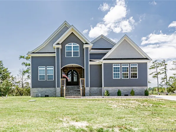 5 Dove Point Trl, Poquoson, VA 23662