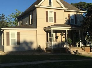 208 N Church St, Roanoke, IL