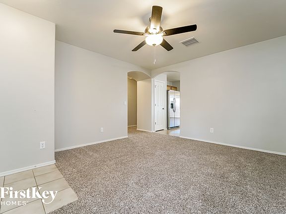 3rd image of 2046 W Silver Grass Pl