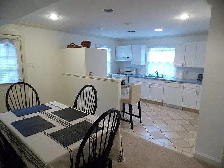 200 Grandview Rd — Photo 3