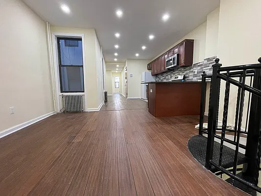Rented by Coda Real Estate NYC | media 7