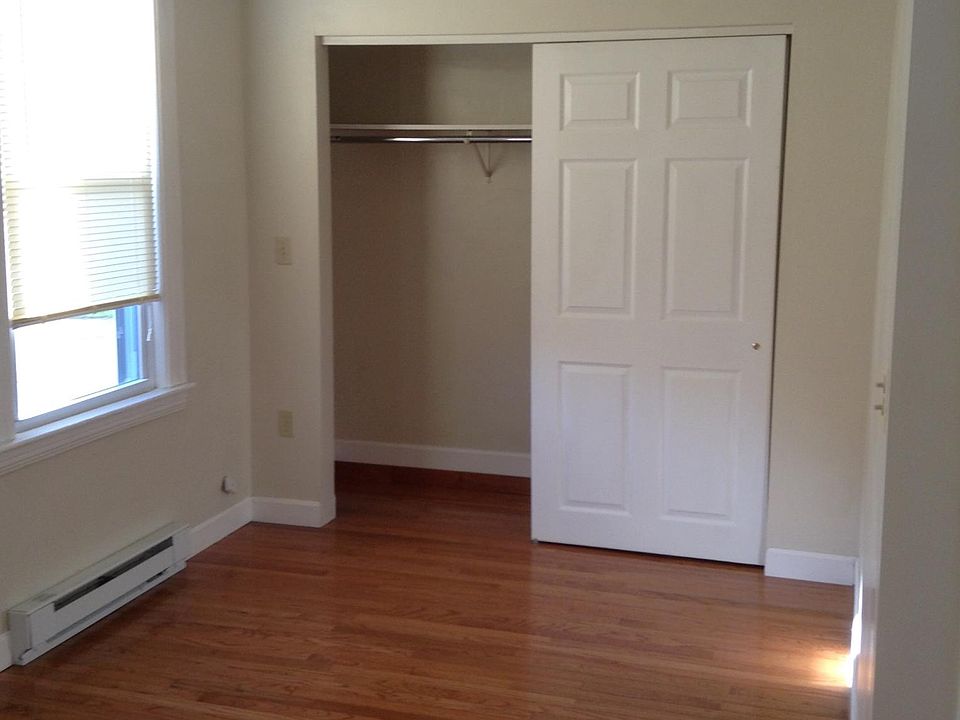 2nd image of 148 Poquonnock Rd