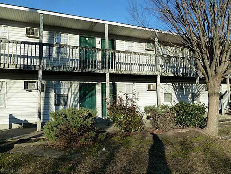 1st image of 110 W 26th St APT J