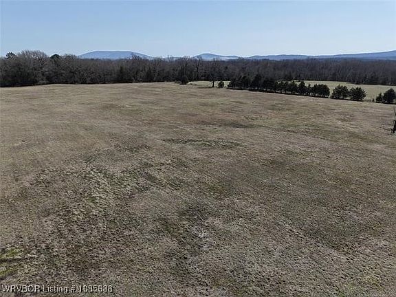 2nd image of Fox Hill Rd