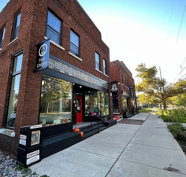 1st image of 515 W Ionia St #A