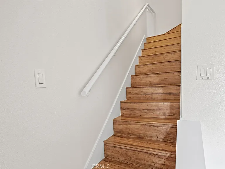 76 Country Mile Rd — Photo 24