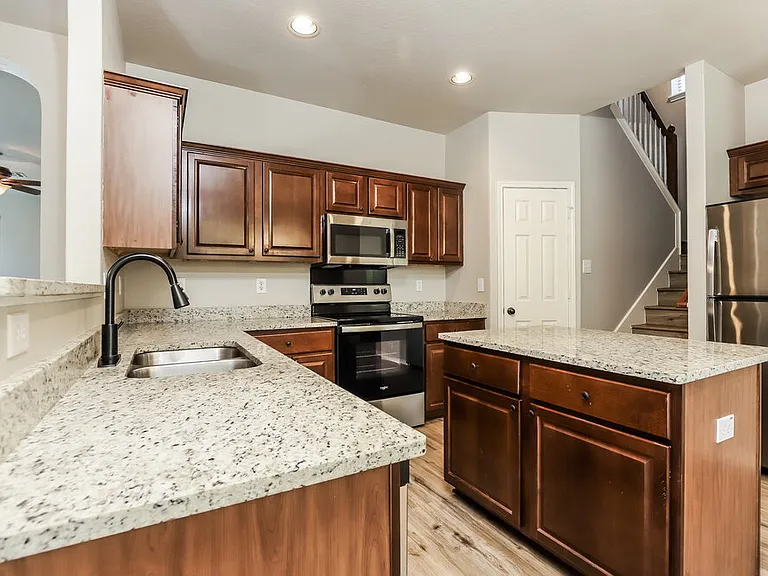 2123 Dodge Dr — Photo 8