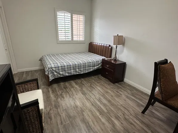 77 Mapleton, Irvine, CA