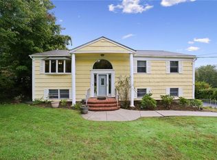 404 London Rd, Yorktown Heights, NY 10598