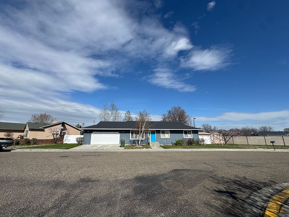 2nd image of 74 SW 18th St #1