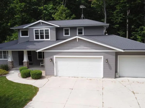 1038 Wood COURT, Sheboygan, WI 53081
