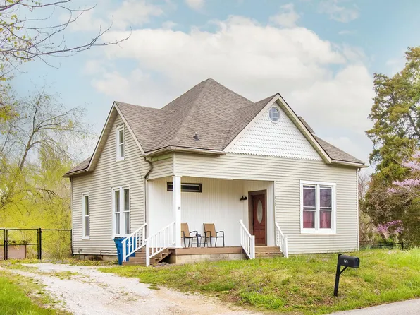 510 E Gough Ave, Boonville, IN 47601