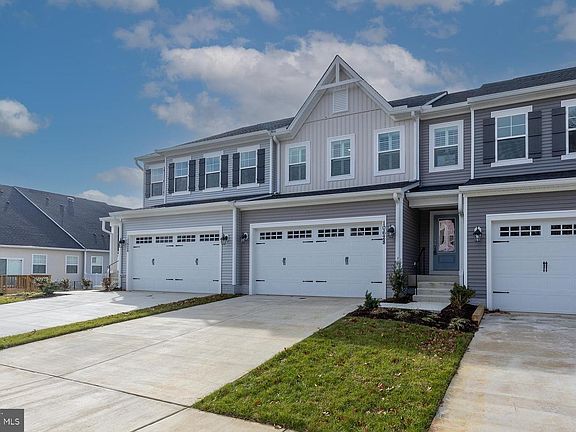 2nd image of 10628 Afton Grove Ct