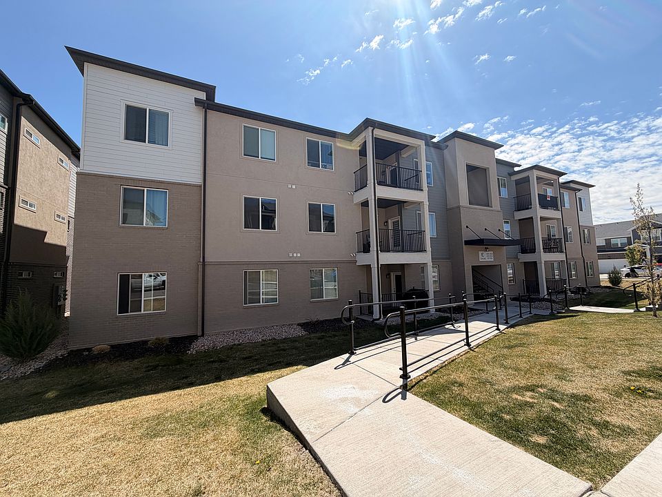 1st image of 13536 S Poole Dr #E101
