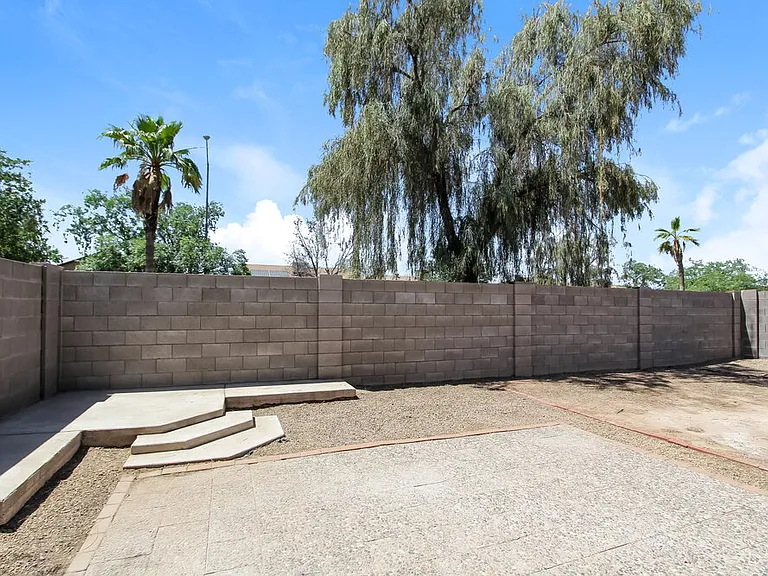 11807 W Ester Dr — Photo 18