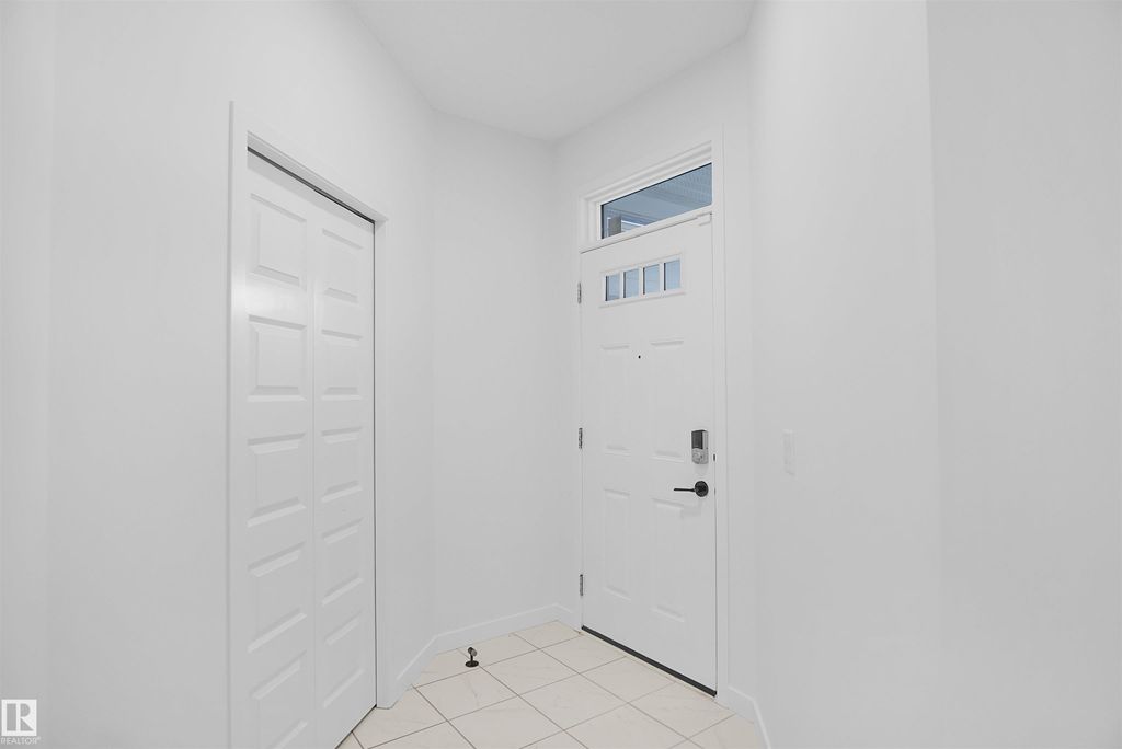 Apartment in Edmonton, McConachie, Pilot Sound - View 5