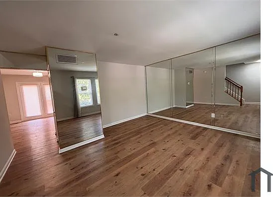 3 bed, $2,100 — Photo 4