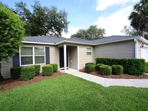 1112 Dustin Dr, Lady Lake, FL 32159