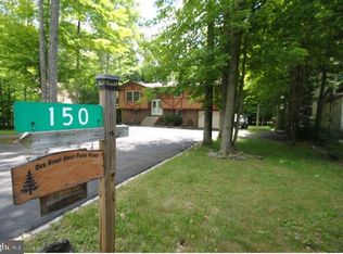 150 Maxatawny Dr, Pocono Lake, PA 18347