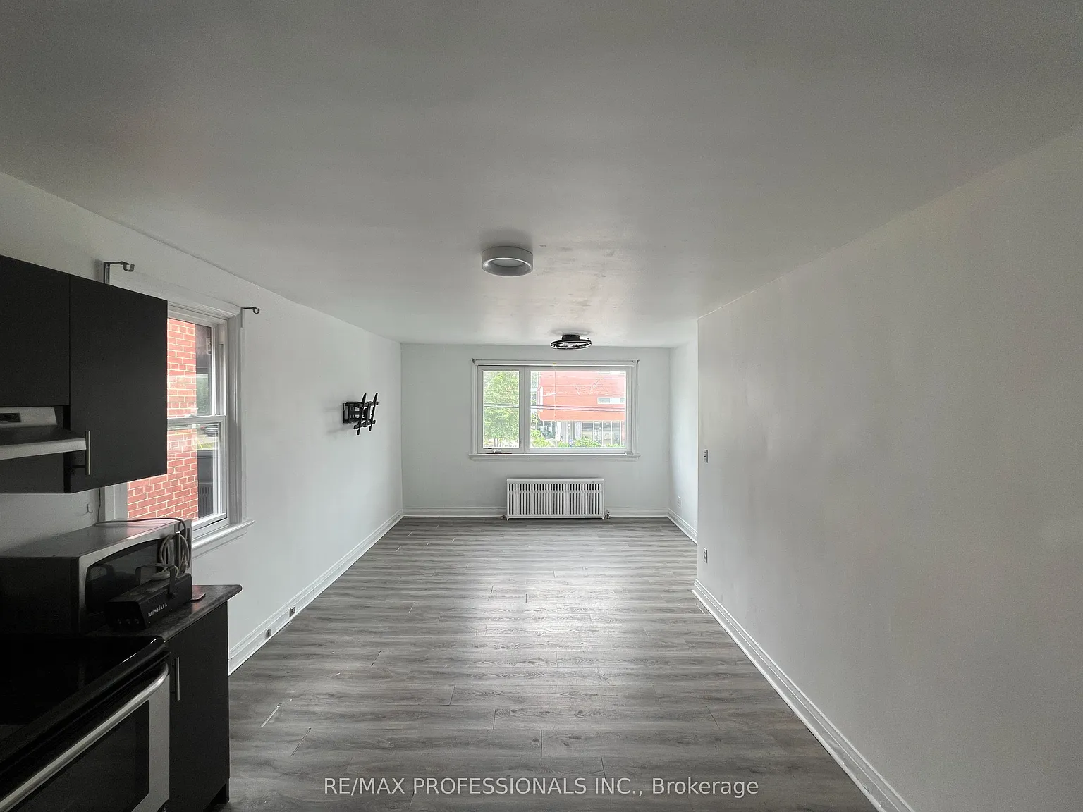 2 bed, $2,000 — Photo 1
