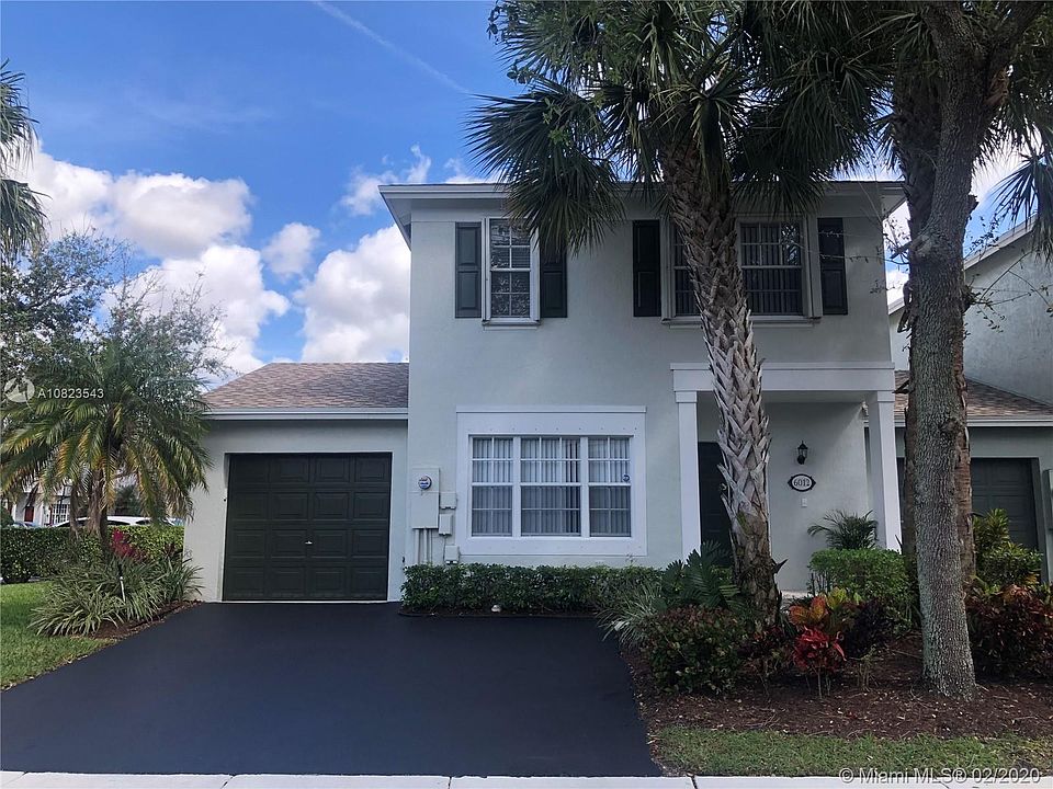 1st image of 6012 Lombard Ct #6012