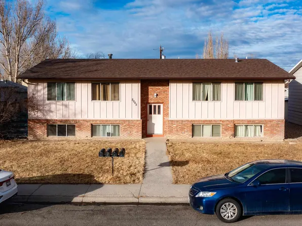 2005 Gregg Ave, Worland, WY 82401