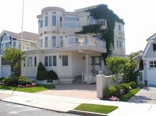 5752 Dune Dr, Avalon, NJ 08202