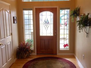 137 Aberdeen Ln, Eagle Pt, OR 97524