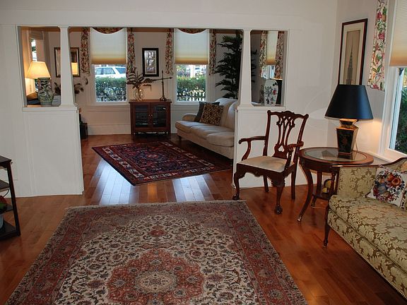 lower level living & family rms