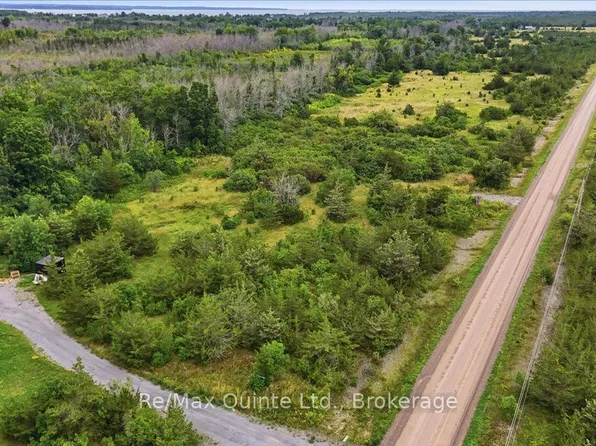 625 Babylon Rd, Prince Edward County, ON K0K 2T0