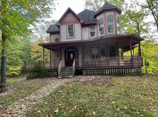 5220 Lake George Rd, Leonard, MI 48367