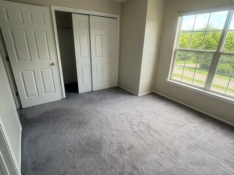 304 Mercer Ct #304 — Photo 5