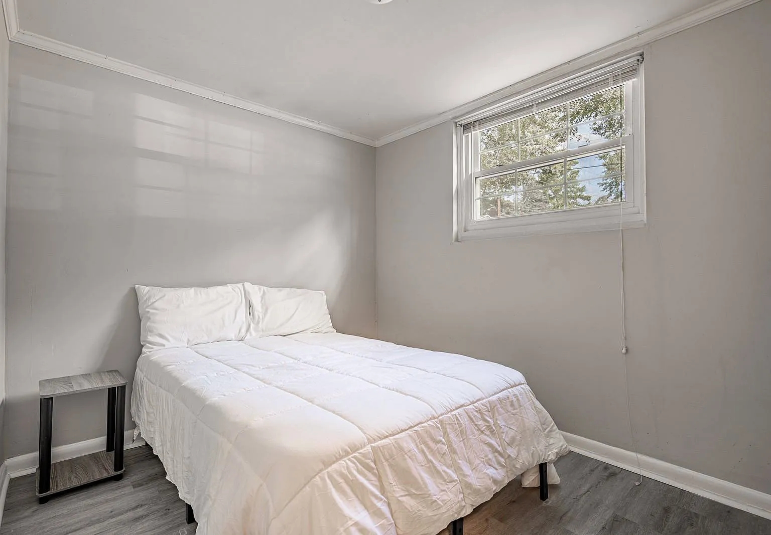 4 bed, 3.0 bath, 1238 sqft, $654 — Photo 1