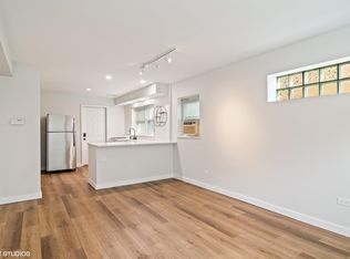 332 N Smith St #G, Palatine, IL 60067