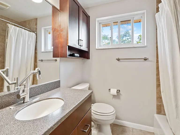 6581 Rosemoor St — Photo 19