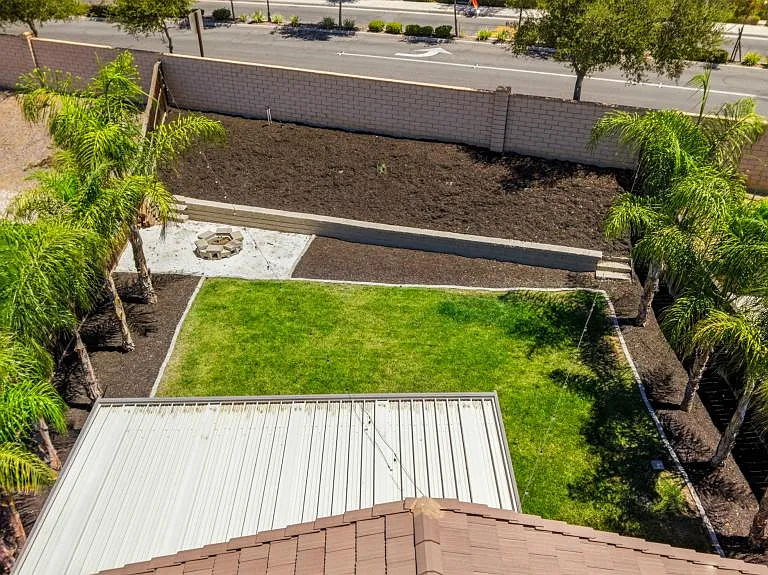 23856 Silver Summit Ct — Photo 33