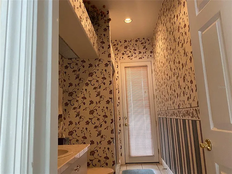 8758 Wild Dunes Dr — Photo 10