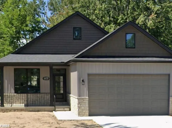 71 Smith St, Mount Clemens, MI 48043