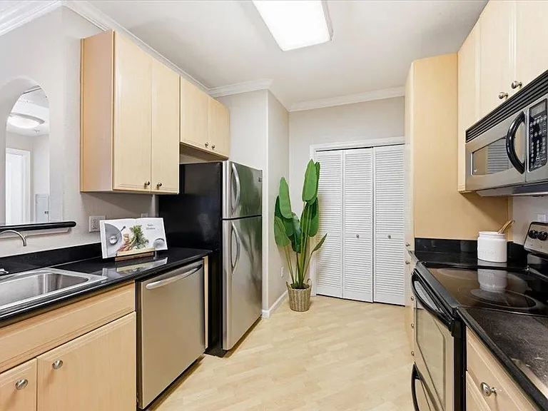 801 S Winchester Blvd #3302 — Photo 5