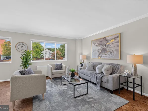 200 N Maple Ave APT 314, Falls Church, VA 22046