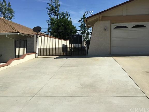 2nd image of 8979 Alta Loma Dr