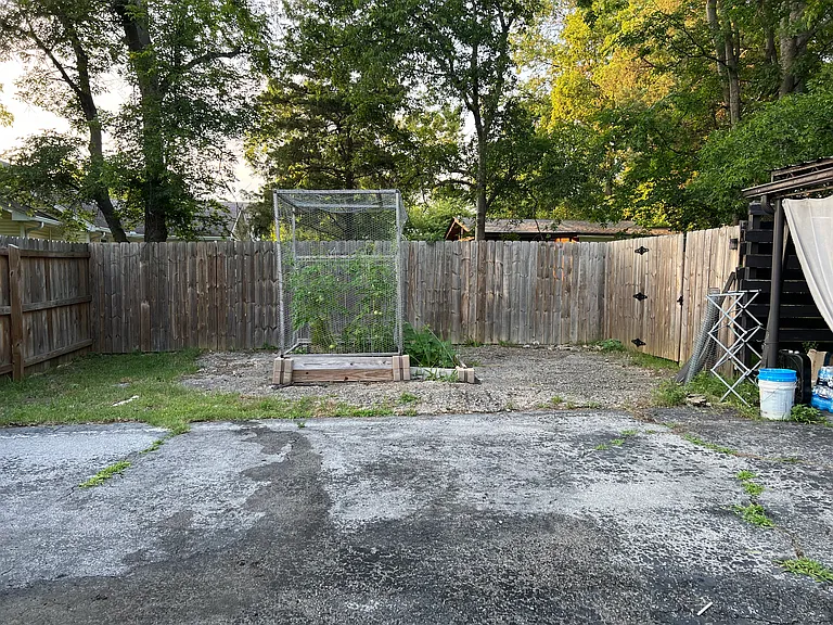 711 Idlewild Dr — Photo 35